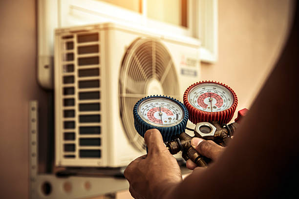 Professional Hvac Installation technician working in Castalia, NC